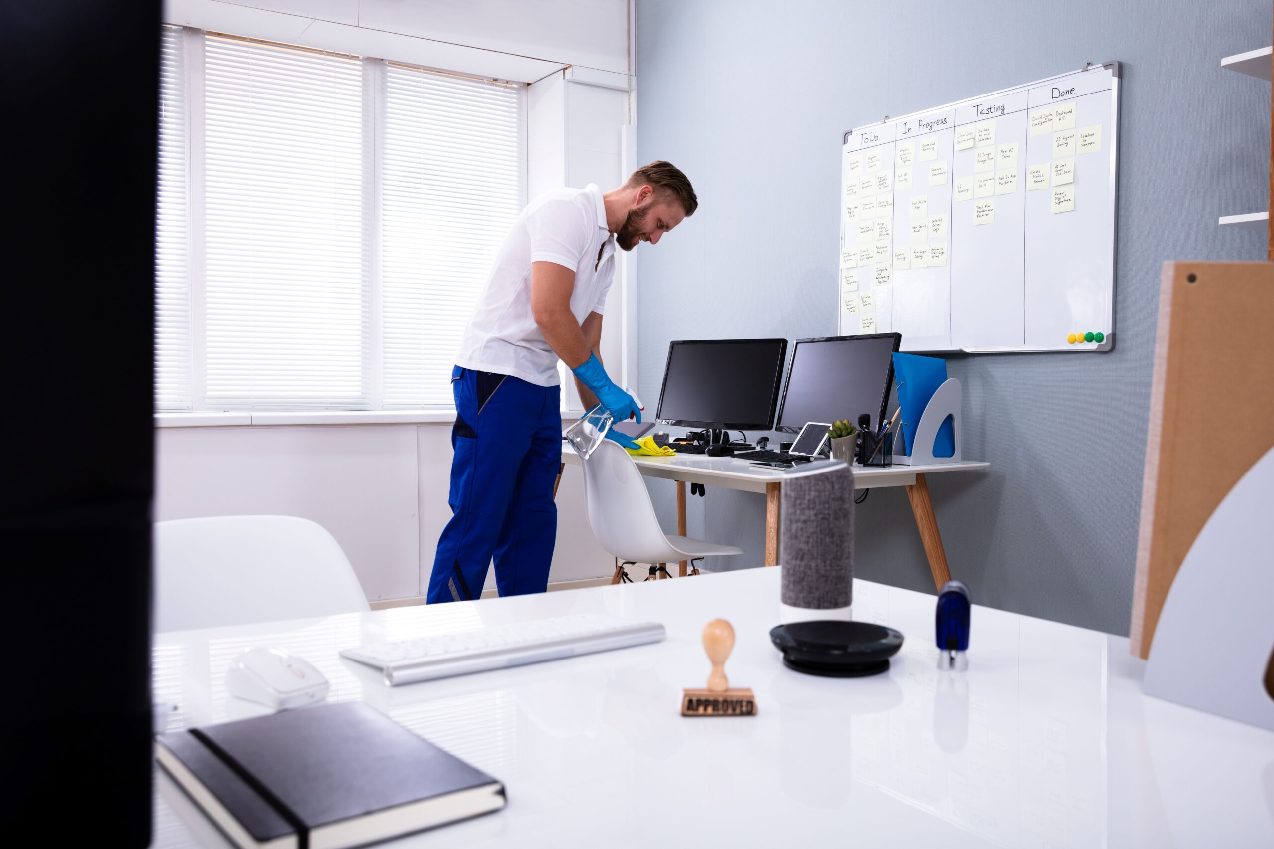 Büroreinigung in Frankfurt am Main_Reinigungsprozess