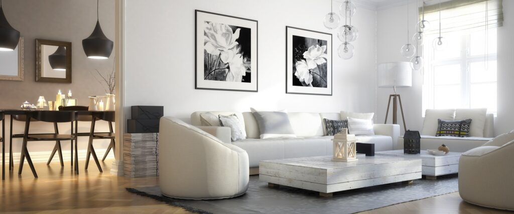 Helles Wohnzimmer mit Sofa und Wandbildern | PC Halterung Schreibtisch